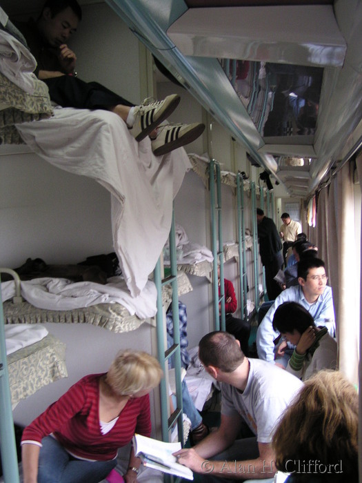 Hard sleeper to Xi&rsquo;an