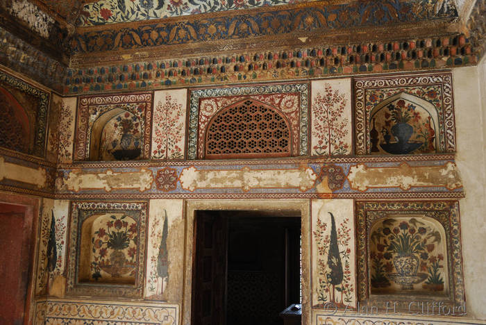 Itimad-ud-Daulah&rsquo;s tomb