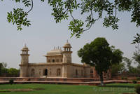 Itimad-ud-Daulah&rsquo;s tomb