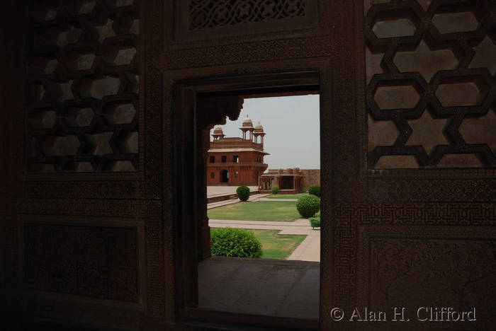 In the Turkish Sultana&rsquo;s House